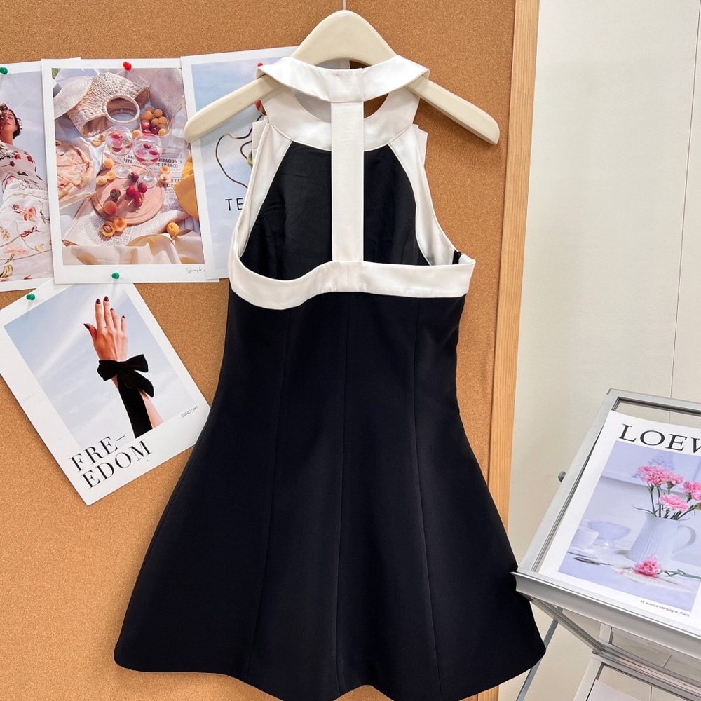 Dolce & Gabbana Black Mini Dress with White Bow Halter Neck - Picture 2 of 9